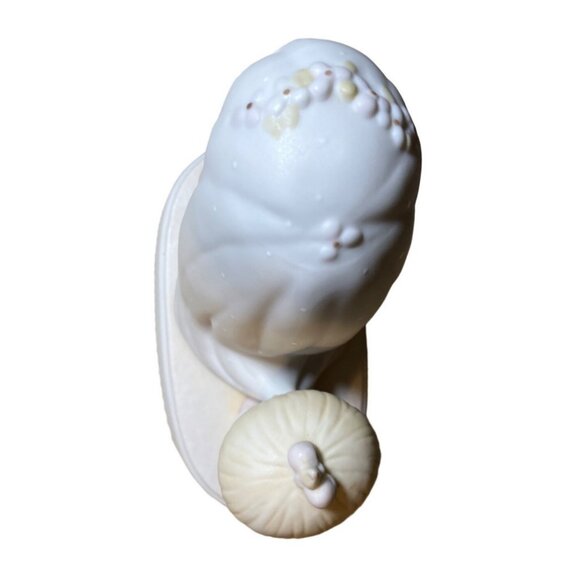 Precious Moments GOD BLESS THE BRIDE Figurine - Picture 6 of 10